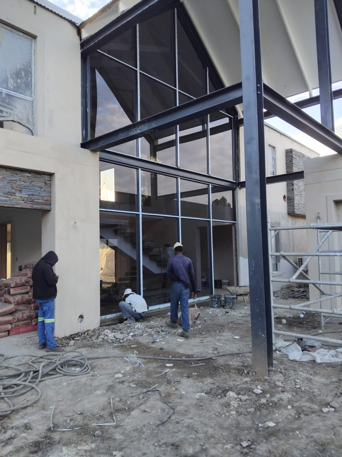 Corner Slider Installation aluminium and glass installation
