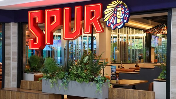 Spur aluminium and glass installation